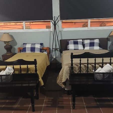 Nirvana 2, Habitacion Doble Con Todos Sus Servicios グアテマラシティ エクステリア 写真